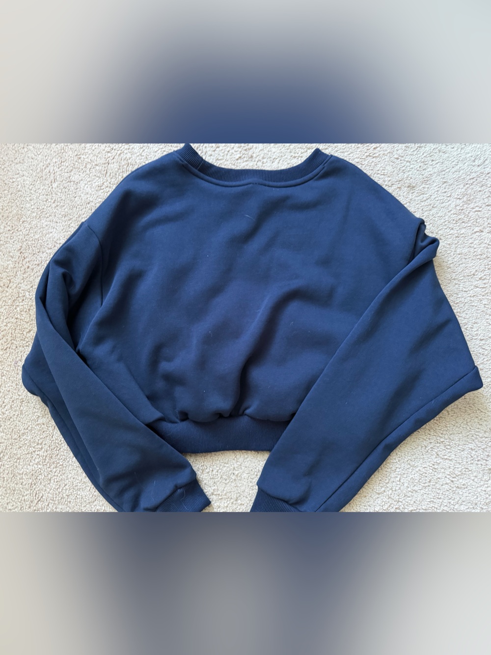 ALO Yoga woman’s Navy Crewneck Sweatshirt with Chrome Embroidery - Picture 6 of 8